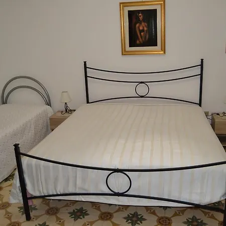 La Mariposa مونوبولي